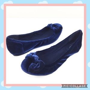 NWOT Bandolino Alexika Velvet Navy Ballerina Flats
